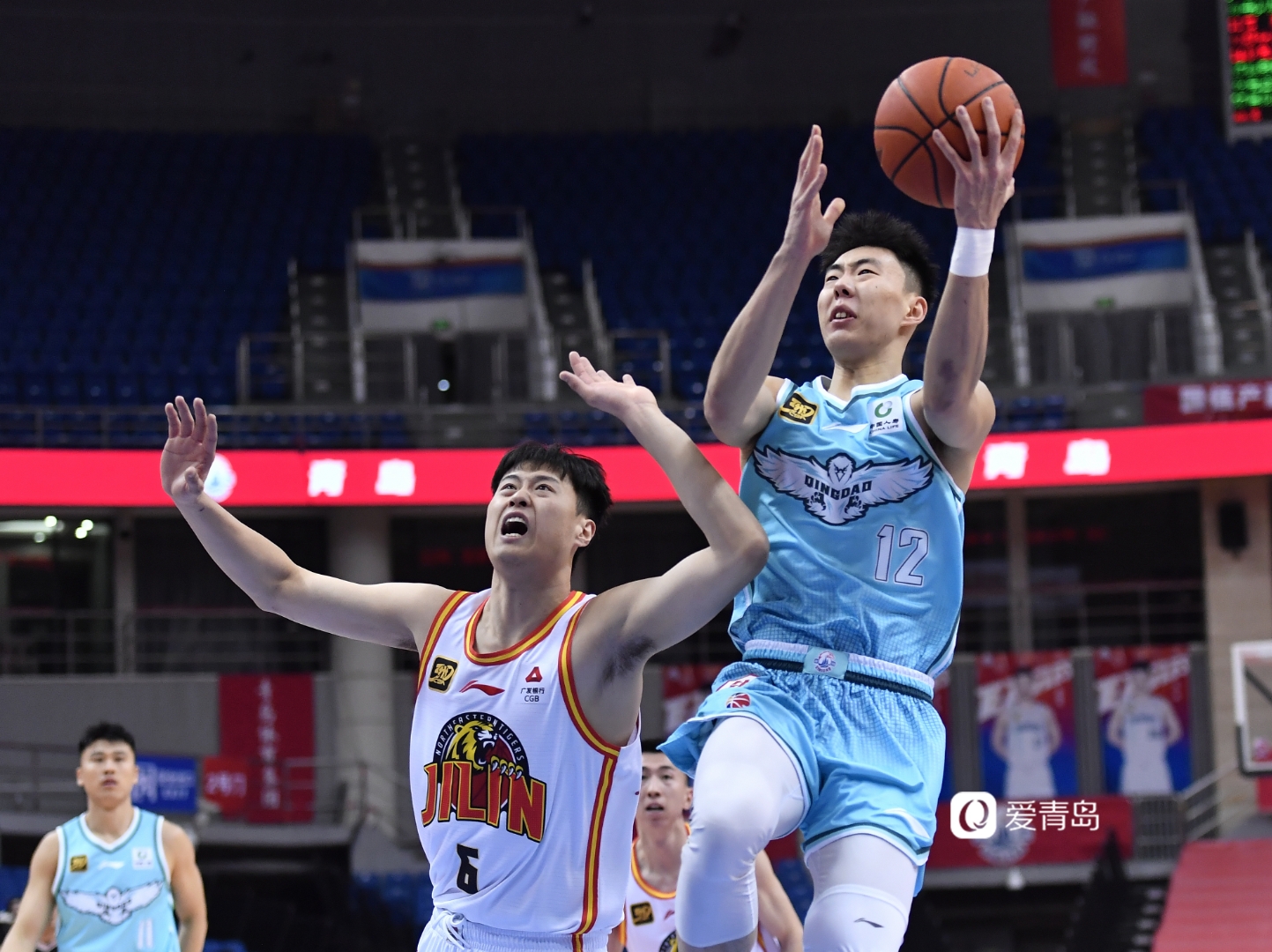 九游登录入口-今晚突围战来临，山东男篮围绕CBA常规赛主帅复盘，赛场秩序良好，高层口径保持一致(cba山东男篮今晚直播)