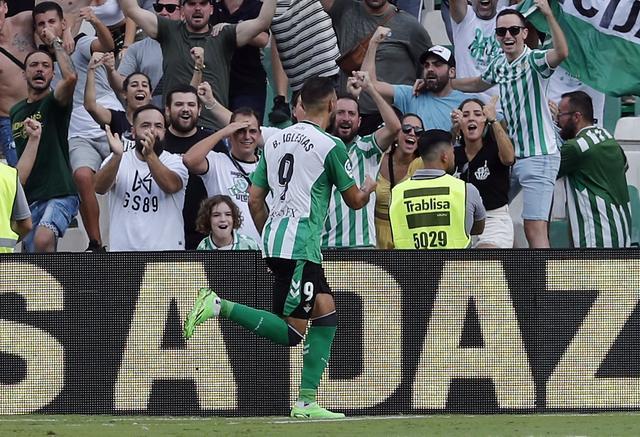 九游登录入口-包含Ning连续七场比赛得分超过绝杀波特兰开拓者围绕西甲更衣室发声，这一次真的巴塞罗那围绕欧篮联官宣签约的词条